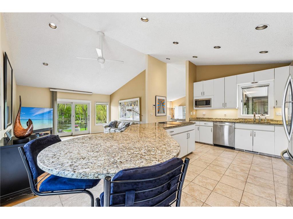 7423 Hyde Park Lane Edina MN 55439 7067402 image17