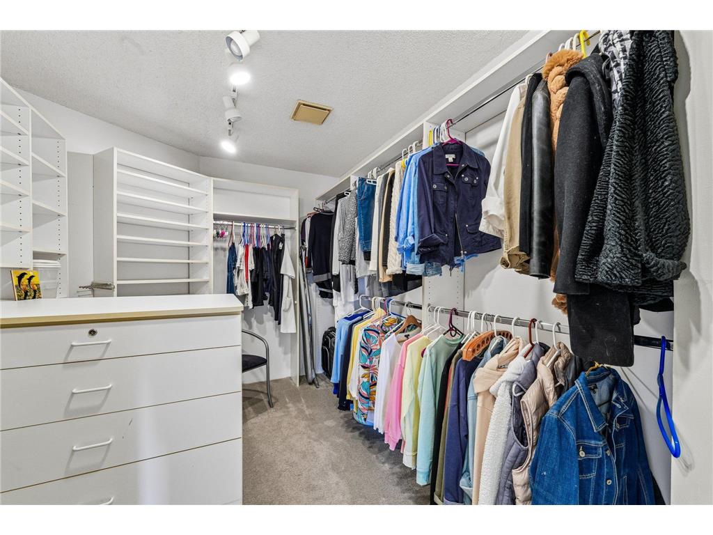 7423 Hyde Park Lane Edina MN 55439 7067402 image24