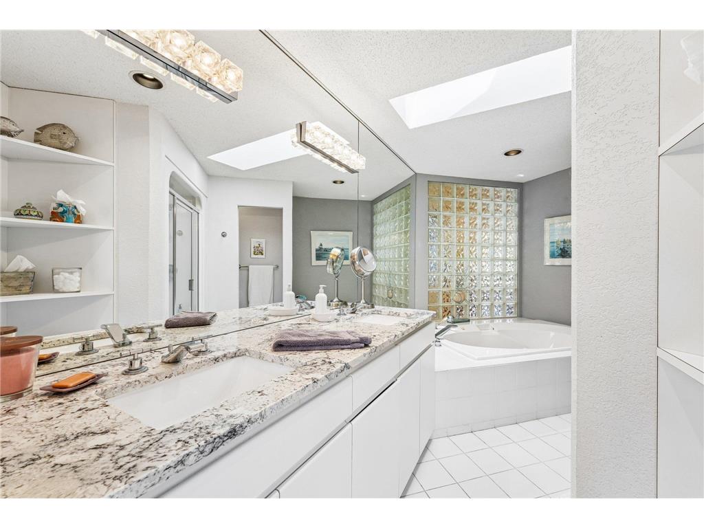 7423 Hyde Park Lane Edina MN 55439 7067402 image27