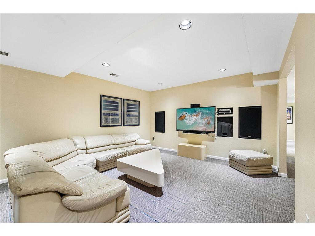 7423 Hyde Park Lane Edina MN 55439 7067402 image30