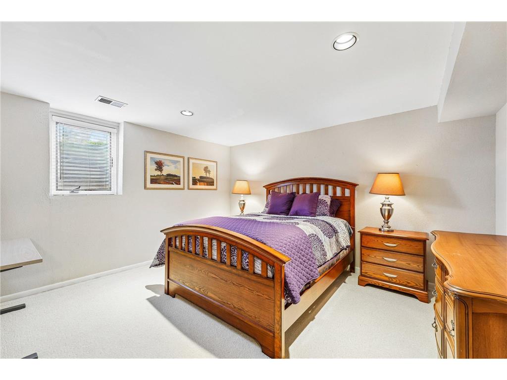 7423 Hyde Park Lane Edina MN 55439 7067402 image33
