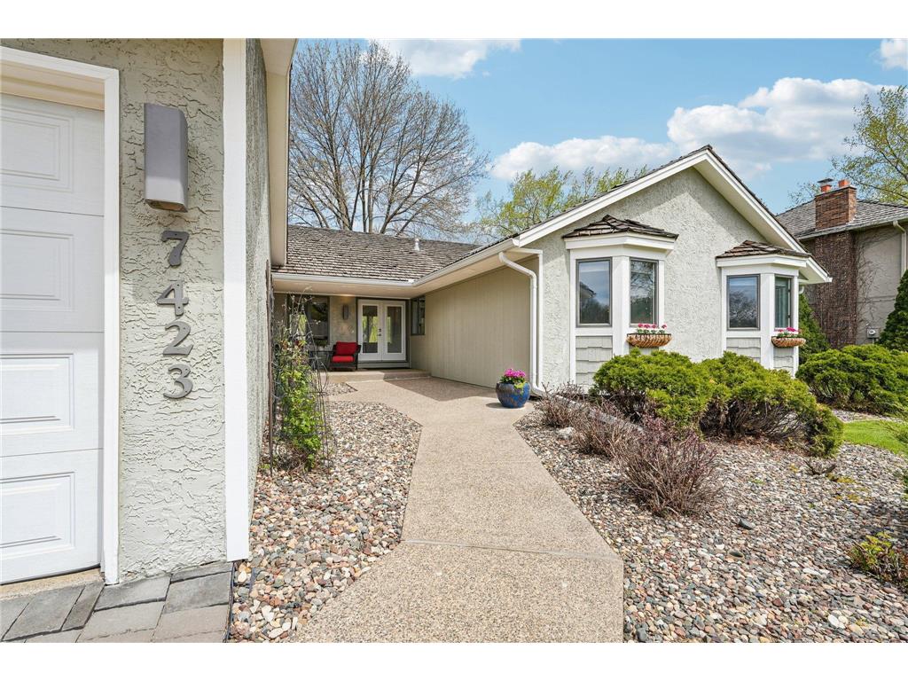 7423 Hyde Park Lane Edina MN 55439 7067402 image4