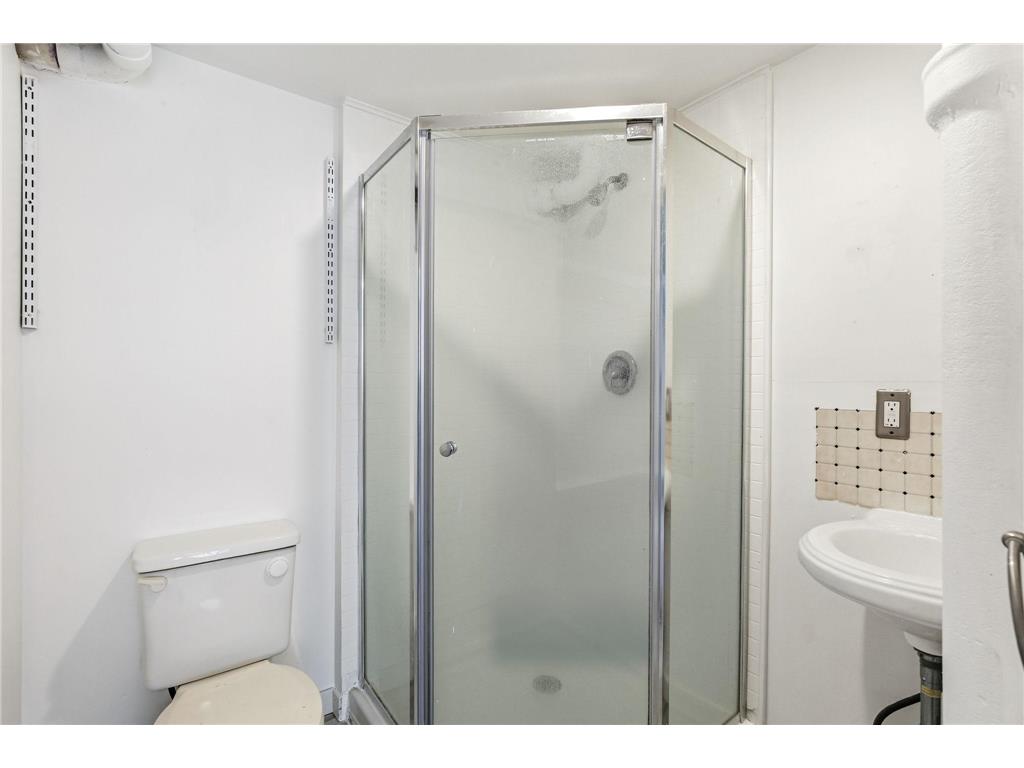7425 York Terrace Edina MN 55435 7066855 image40