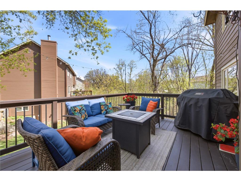 7429 Upper 136th Street W Apple Valley MN 55124 7057465 image2