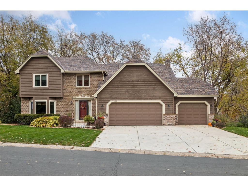 7429 Upper 136th Street W Apple Valley MN 55124 7057465 image3