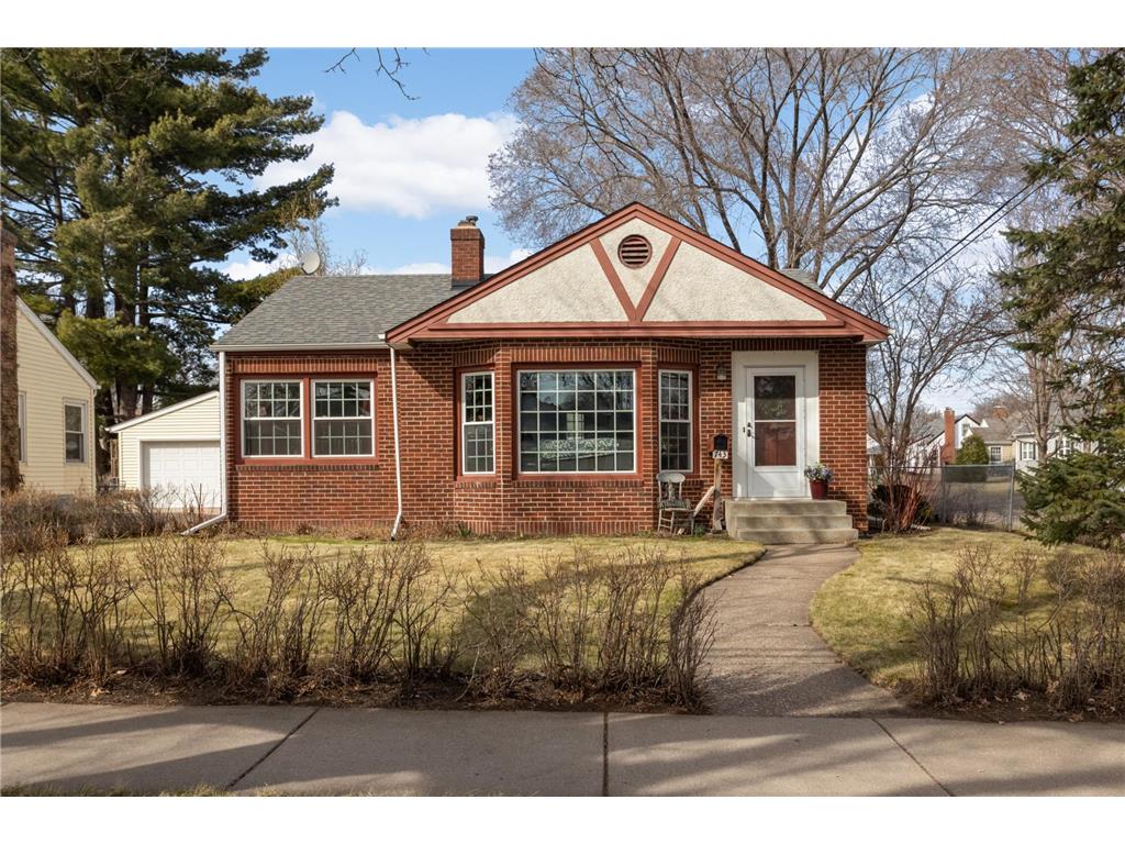 743 Arlington Avenue W Saint Paul MN 55117 7050220 image1