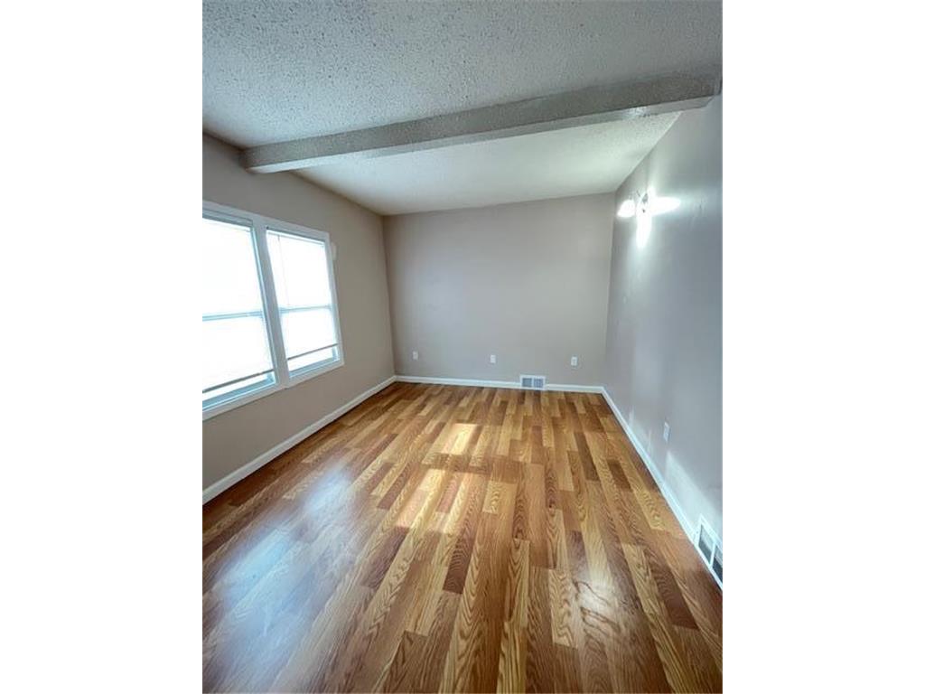 743 Charles Avenue Saint Paul MN 55104 7085312 image10