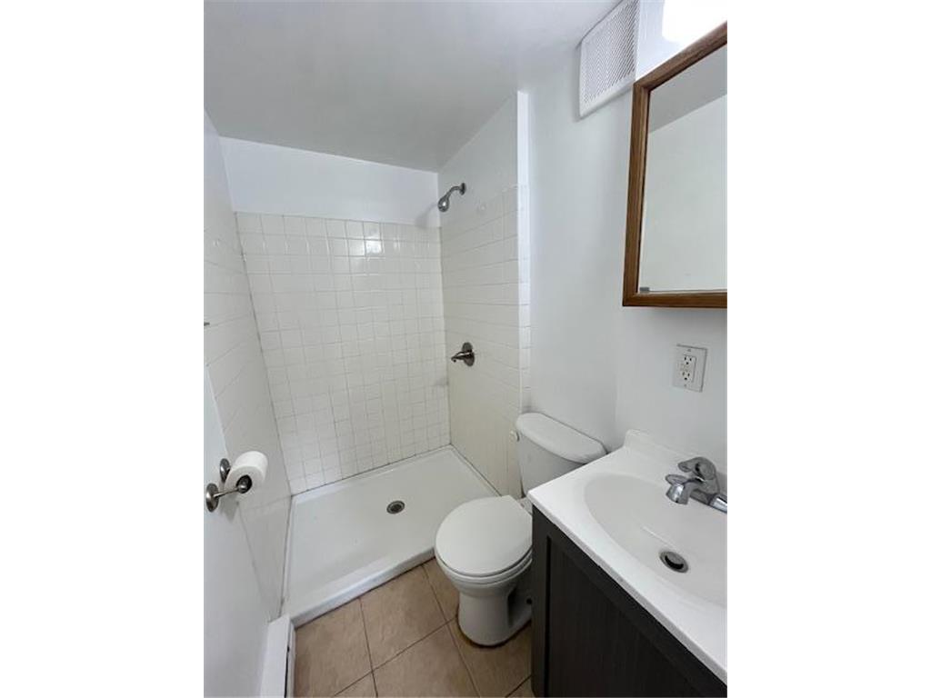 743 Charles Avenue Saint Paul MN 55104 7085312 image4