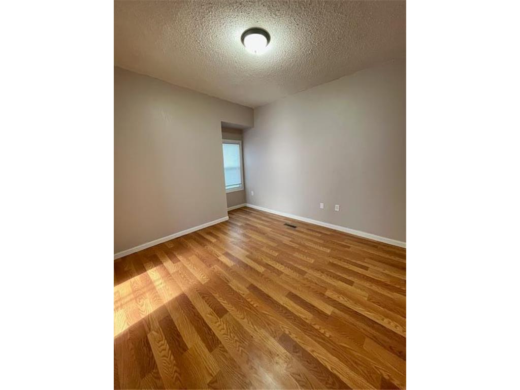 743 Charles Avenue Saint Paul MN 55104 7085312 image7