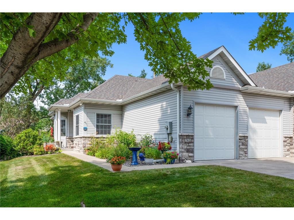 743 Gilfillan Lane White Bear Twp MN 55127 6578780 image1