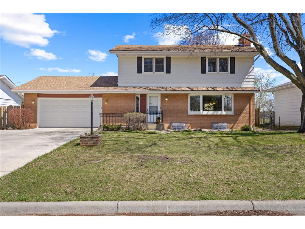 743 Mccallum Drive New Brighton MN 55112 7059464 image1
