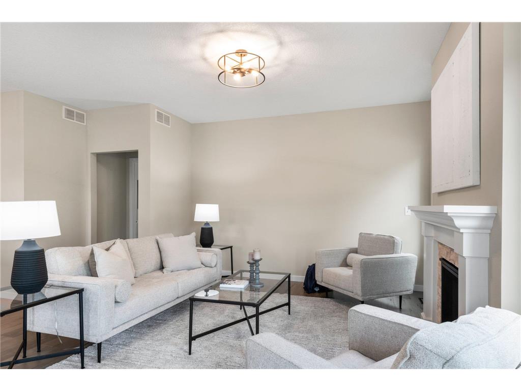 7430 Glengarry Place, Eden Prairie, MN, 55344 MLS 6460014 Edina Realty