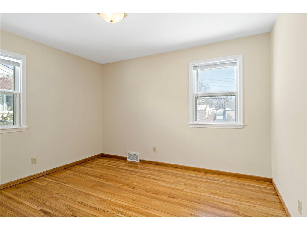 7433 12th Avenue S Richfield MN 55423 7059662 image18
