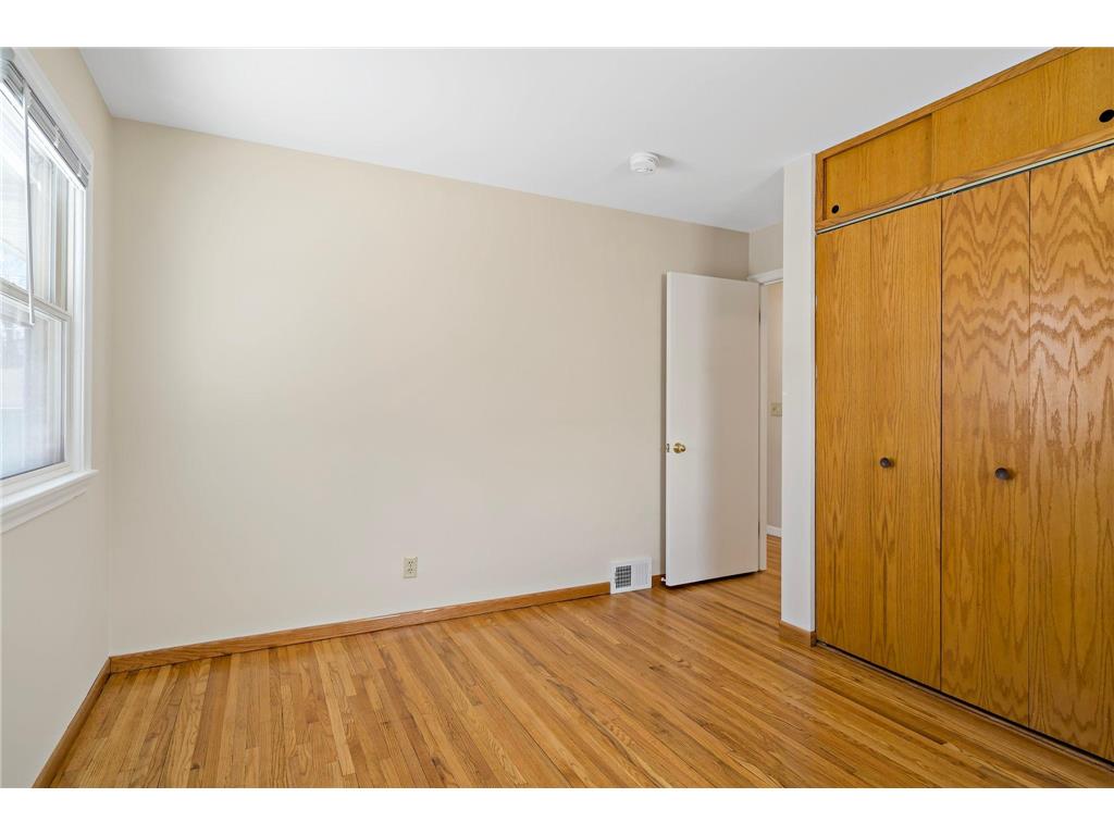 7433 12th Avenue S Richfield MN 55423 7059662 image19