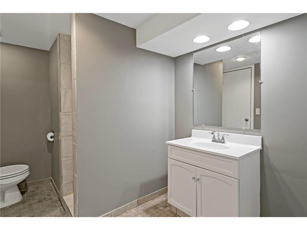 7433 12th Avenue S Richfield MN 55423 7059662 image24