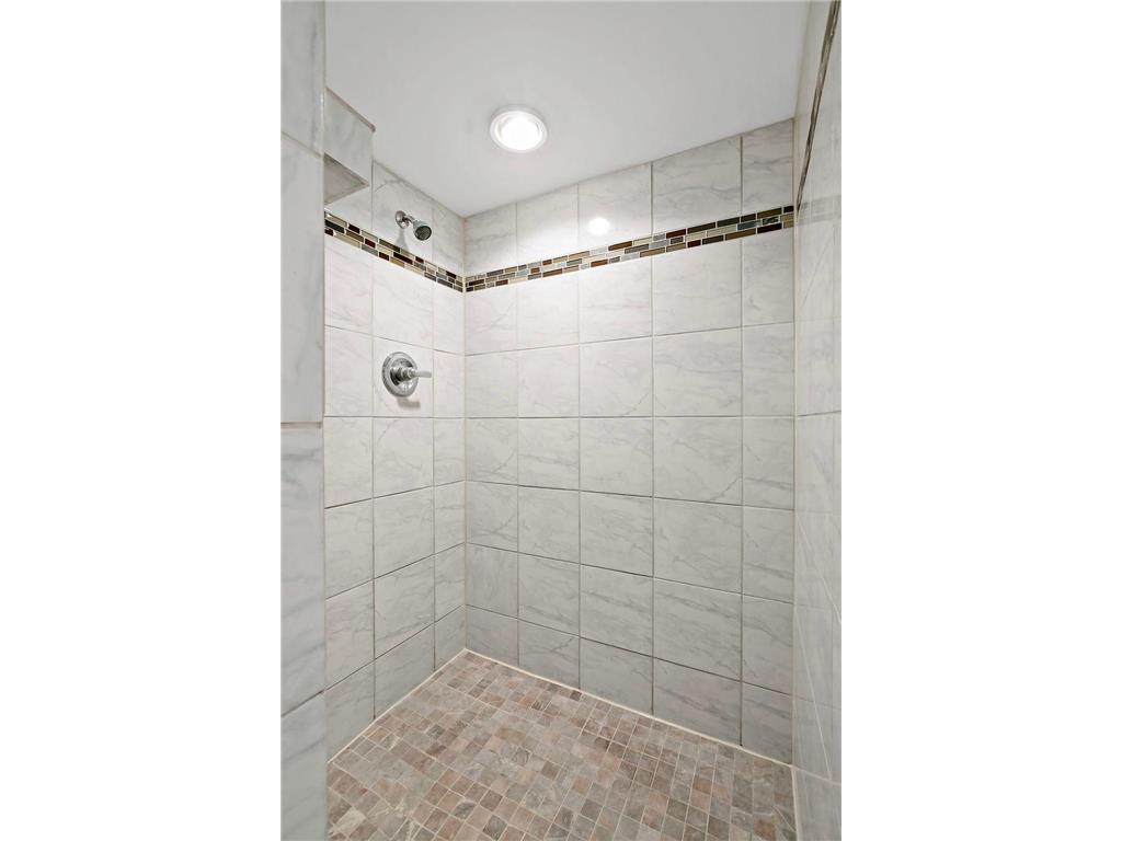 7433 12th Avenue S Richfield MN 55423 7059662 image25