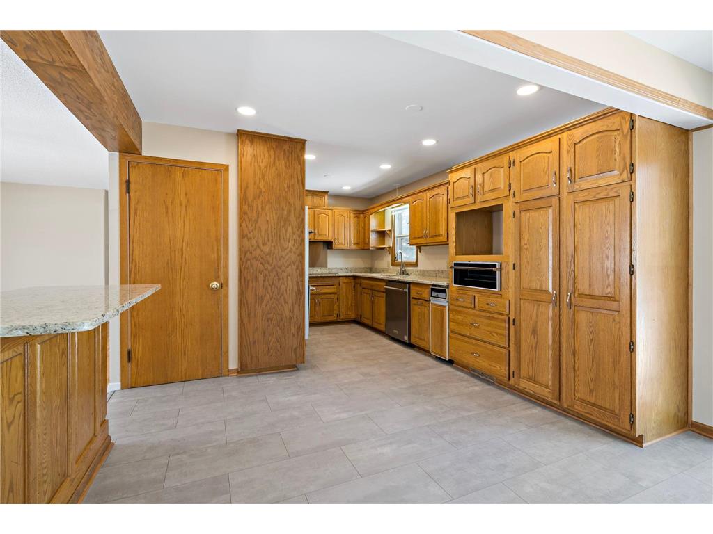 7433 12th Avenue S Richfield MN 55423 7059662 image5