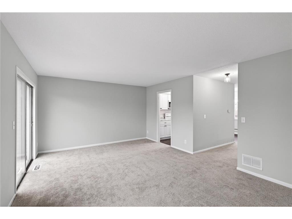 7433 142nd Street Court Apple Valley MN 55124 7060718 image7