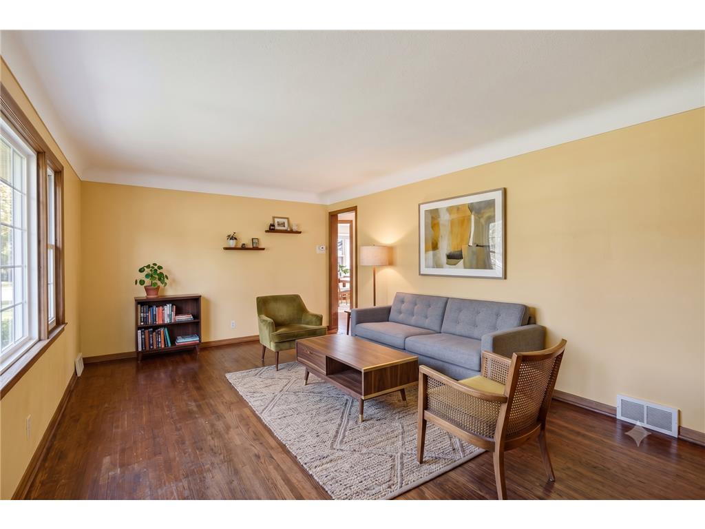 7433 Park Avenue Richfield MN 55423 7106131 image2