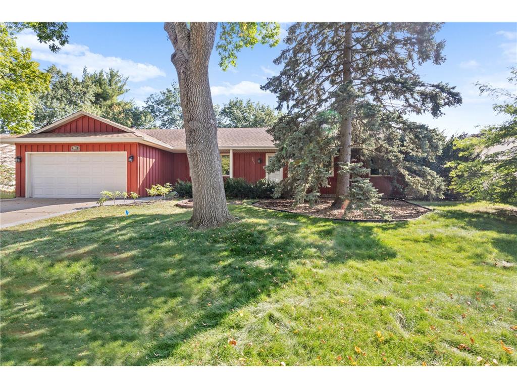 7433 W 105th Street Bloomington MN 55438 6796448 image1