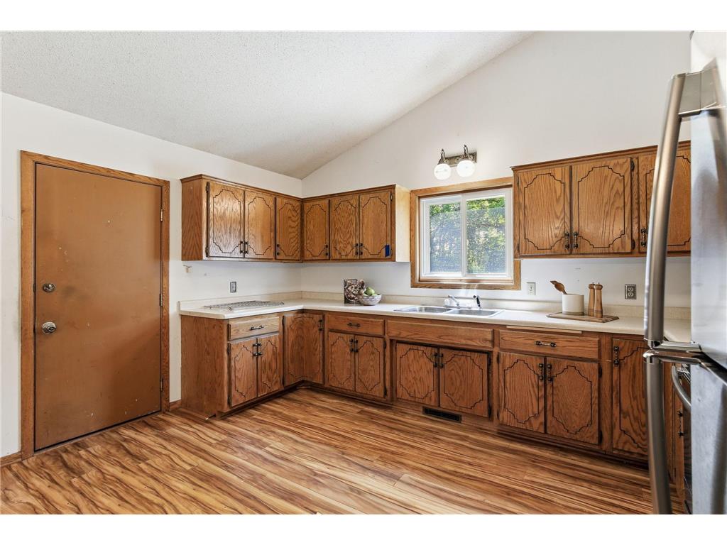 7435 Kurt Street Loretto MN 55357 7107158 image9