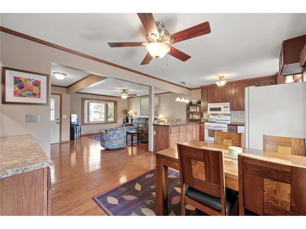 7435 Melody Drive NE Fridley MN 55432 6368005 image1