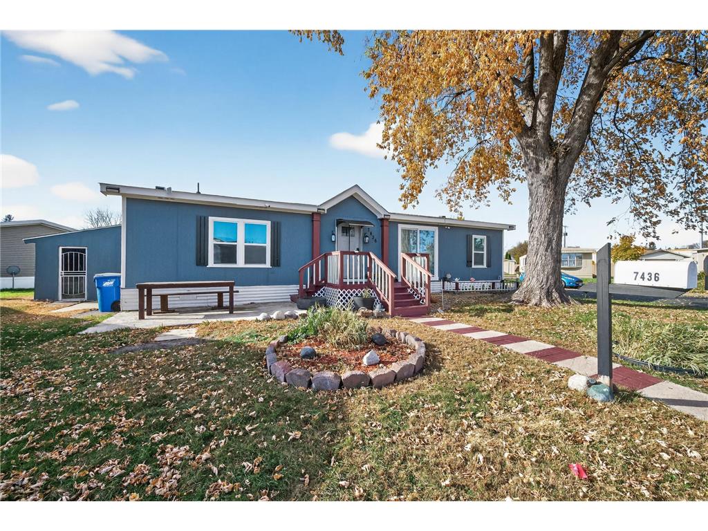 7436 West Circle NE Fridley MN 55432 7028450 image1