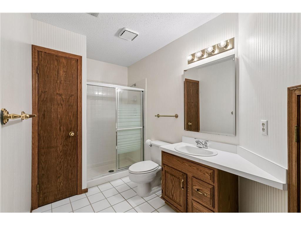 7438 Cahill Road Edina MN 55439 7025294 image14