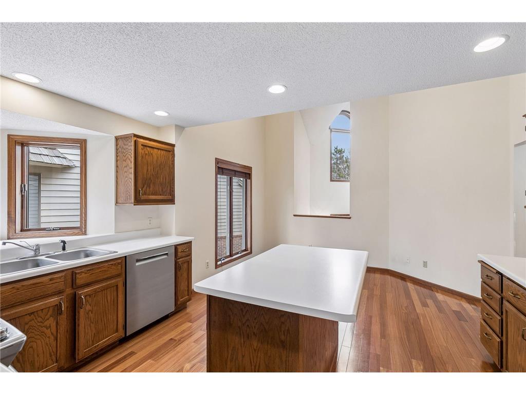 7438 Cahill Road Edina MN 55439 7025294 image21