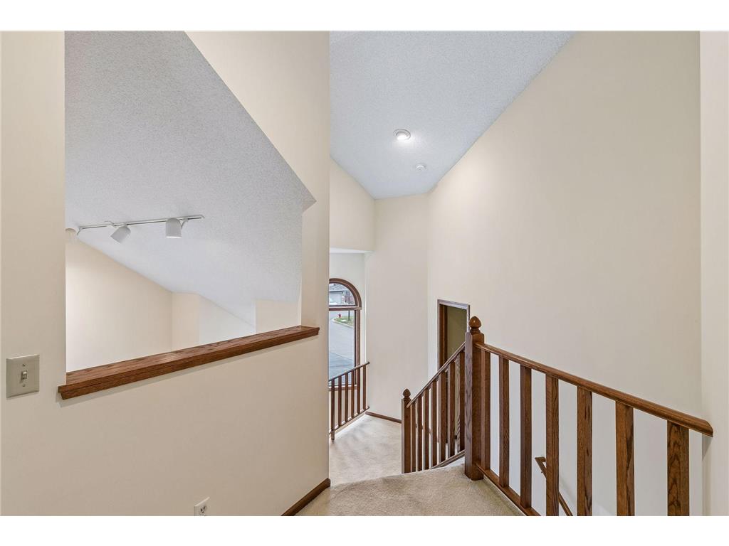 7438 Cahill Road Edina MN 55439 7025294 image33