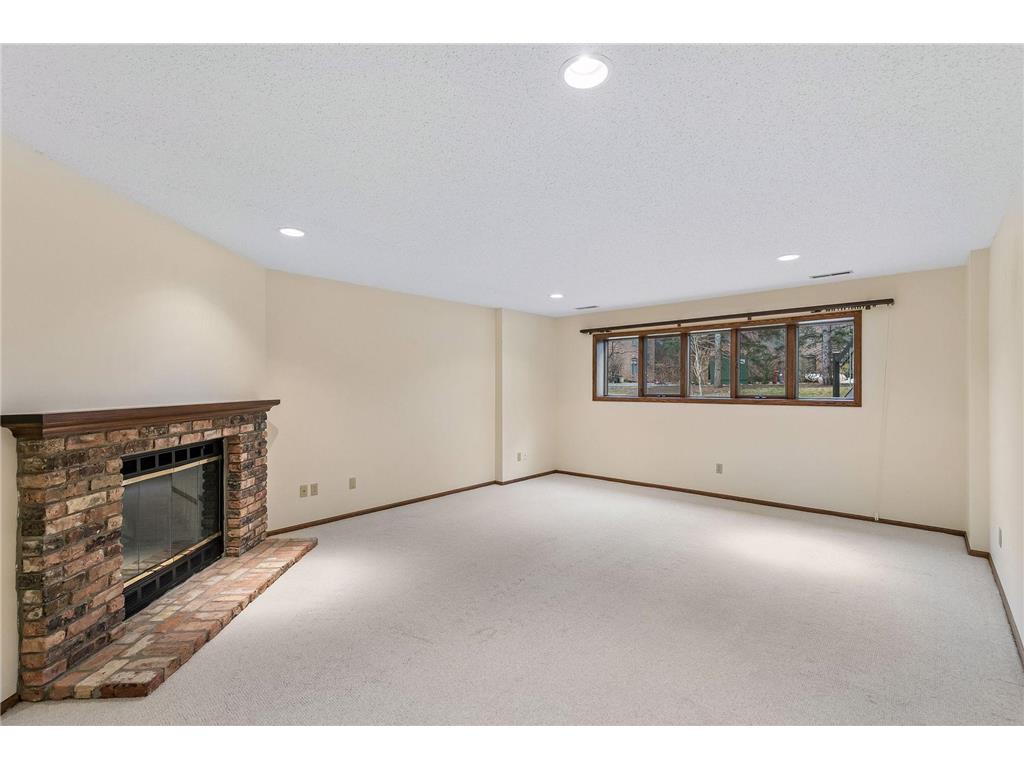 7438 Cahill Road Edina MN 55439 7025294 image37