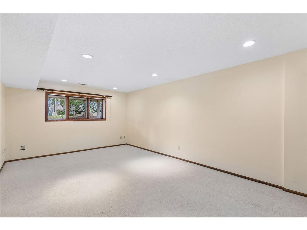 7438 Cahill Road Edina MN 55439 7025294 image41