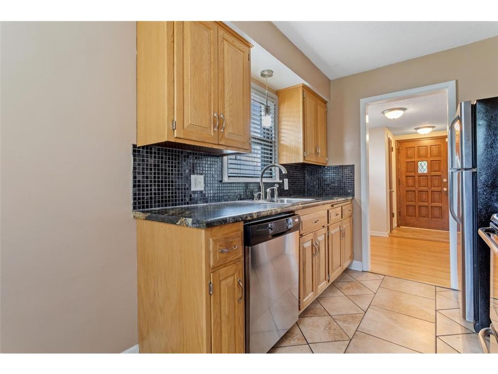 7439 10th Avenue S Richfield MN 55423 7075292 image3