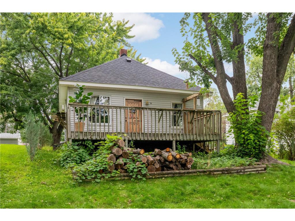 744 N Shore Drive Forest Lake MN 55025 - Forest 7000112 image1