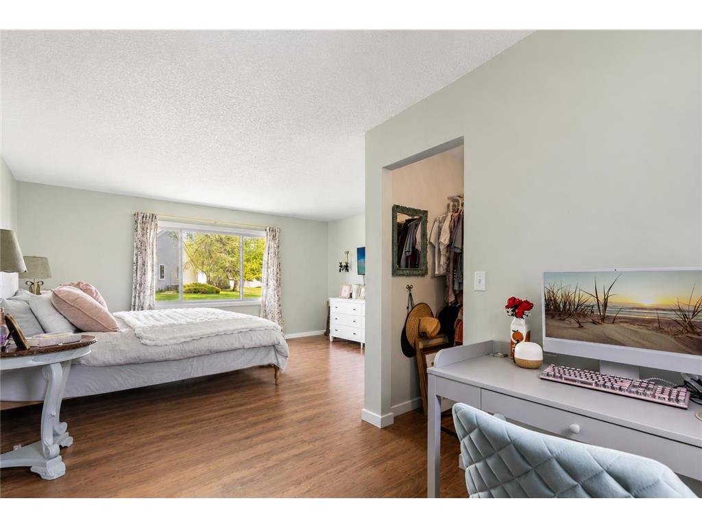 7440 Landau Curve Bloomington MN 55438 7074375 image14