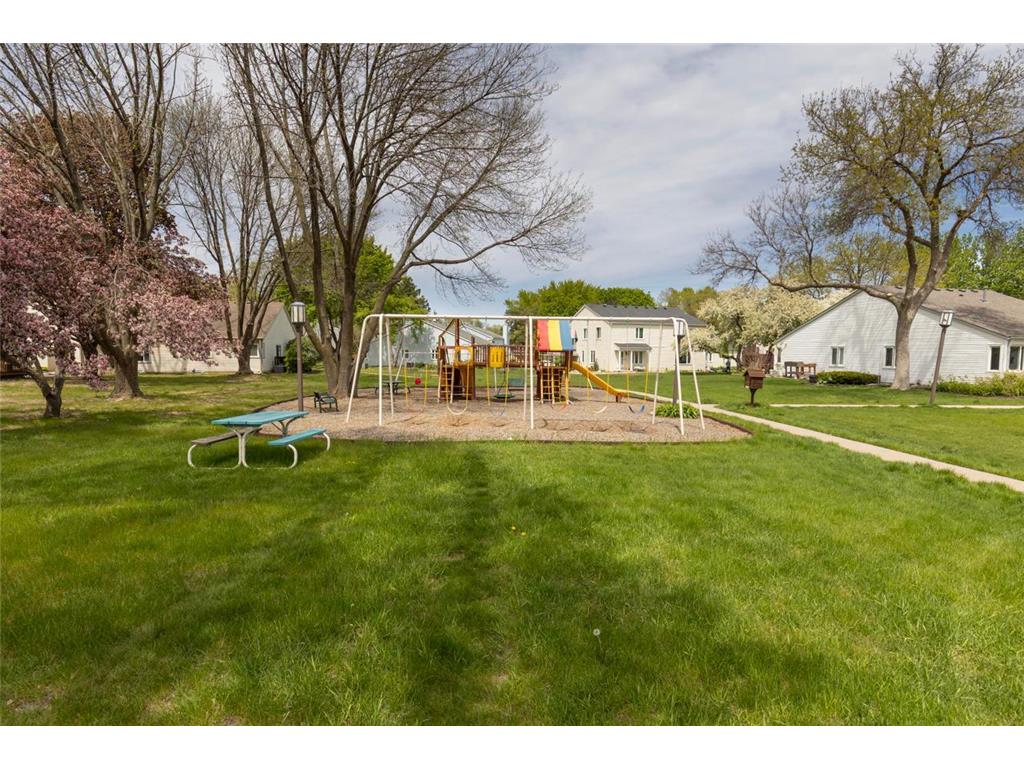 7440 Landau Curve Bloomington MN 55438 7074375 image22