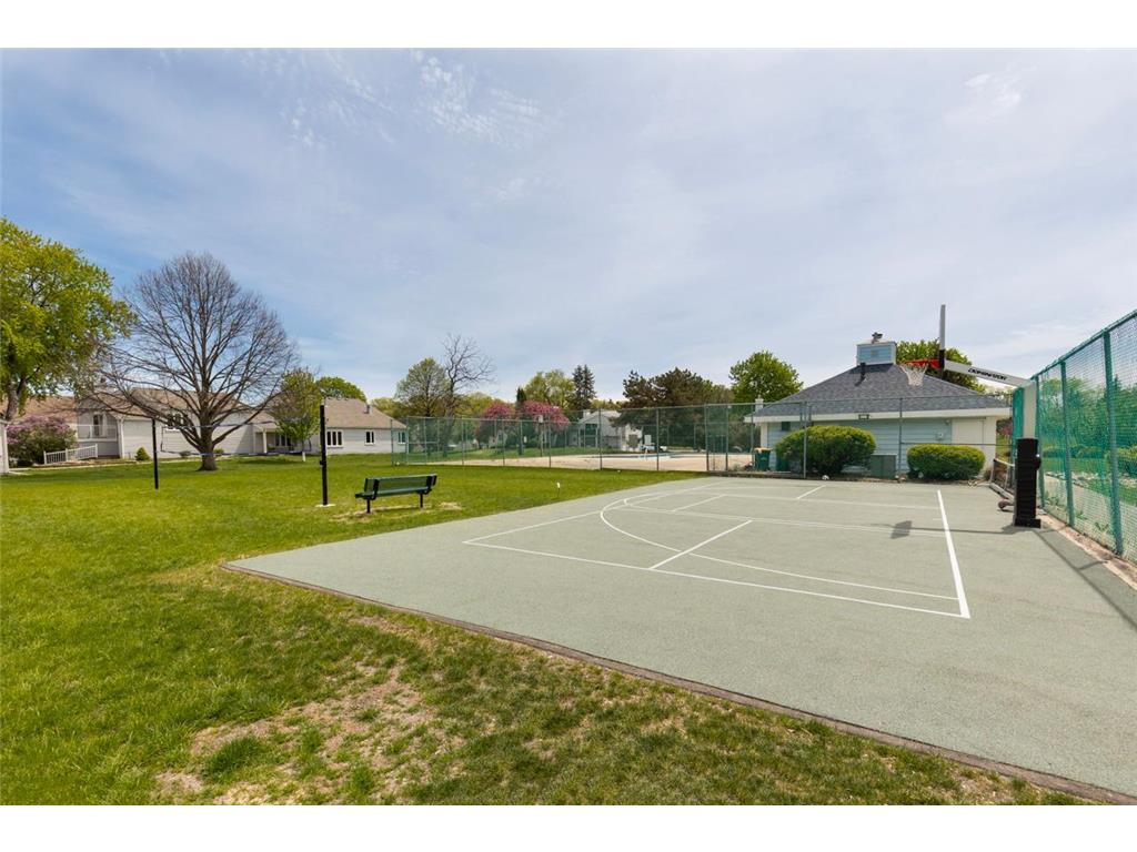7440 Landau Curve Bloomington MN 55438 7074375 image23