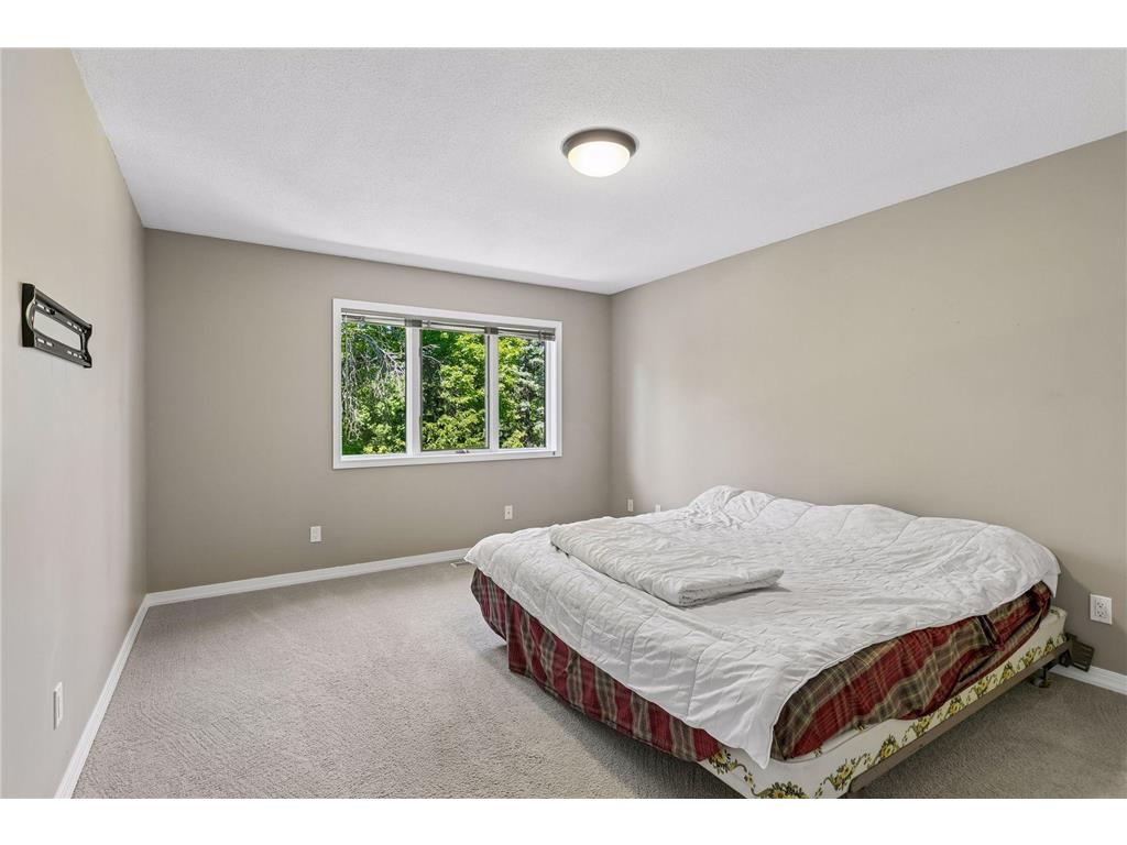 7442 Cahill Road Edina MN 55439 7071484 image23