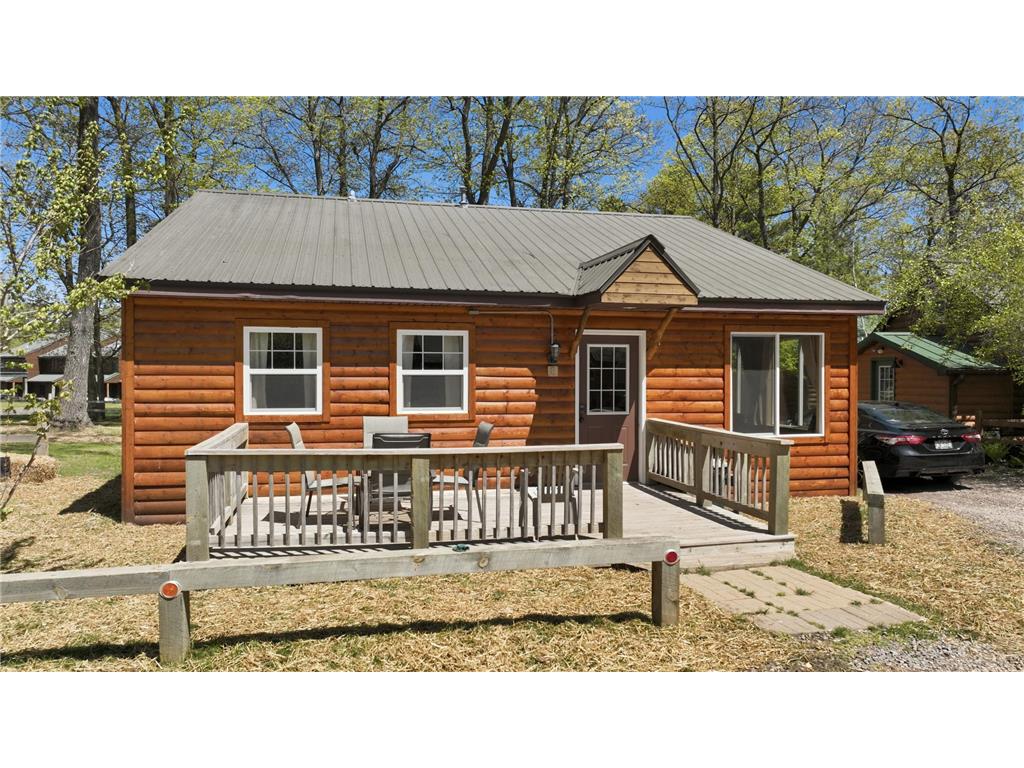 7444 N Pats Landing Road #8 Hayward Twp WI 54843 - Lake Chippewa 7090108 image1