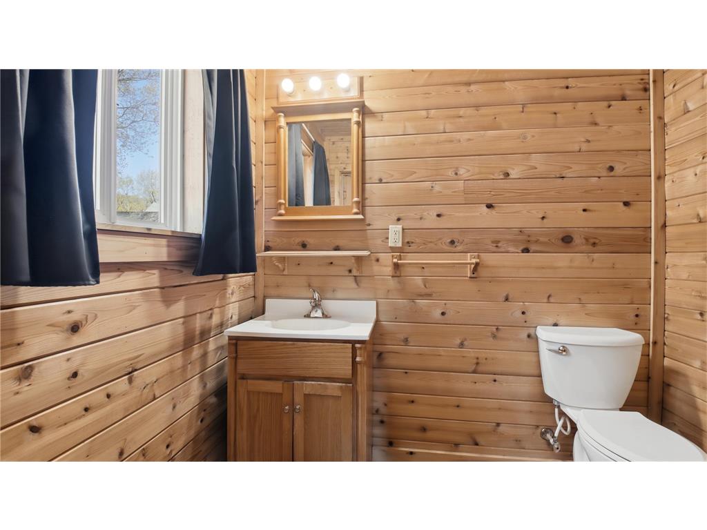 7444 N Pats Landing Road #8 Hayward Twp WI 54843 - Lake Chippewa 7090108 image6