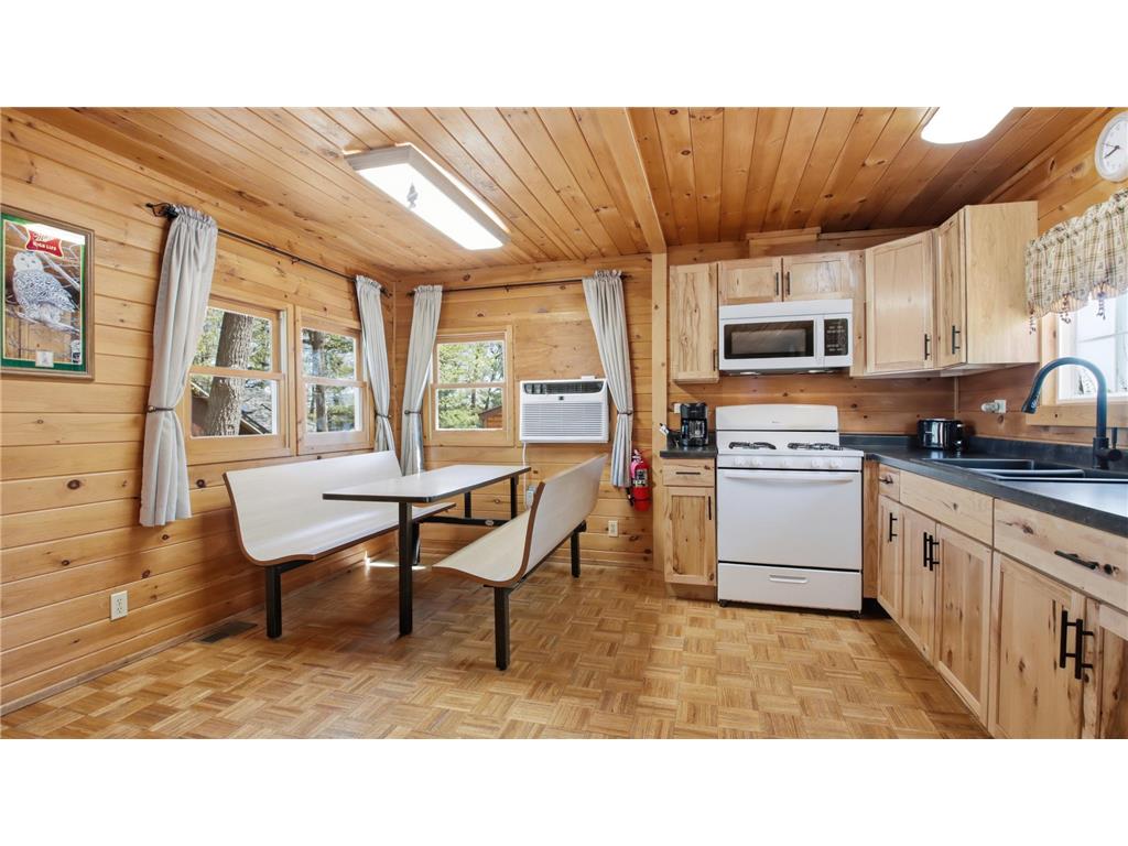 7444 N Pats Landing Road #9 Hayward Twp WI 54843 - Lake Chippewa 7090110 image14