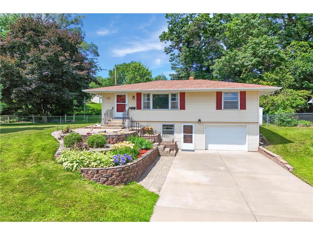 7447 Cleadis Way Inver Grove Heights MN 55076 6740369 image1
