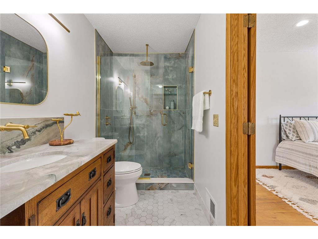 7449 Landau Drive Bloomington MN 55438 7062709 image14