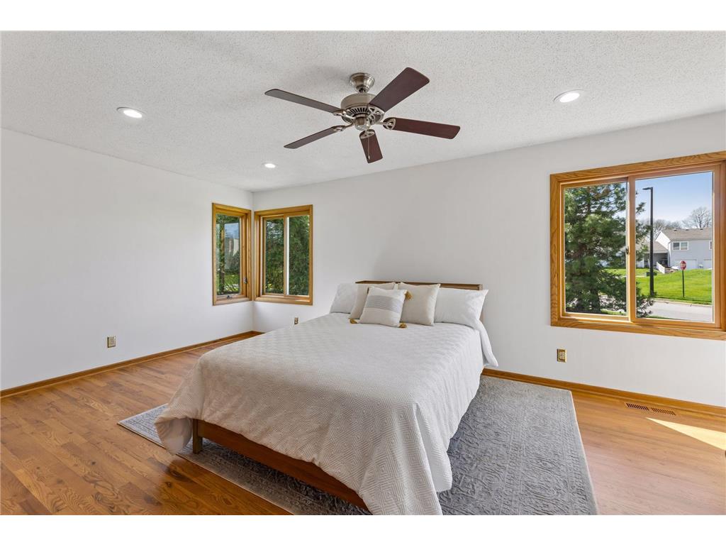 7449 Landau Drive Bloomington MN 55438 7062709 image15