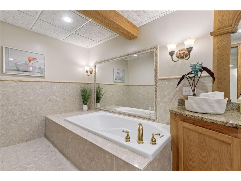 7449 Landau Drive Bloomington MN 55438 7062709 image18