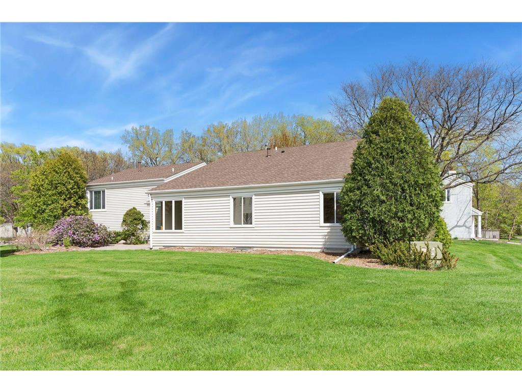 7449 Landau Drive Bloomington MN 55438 7062709 image2
