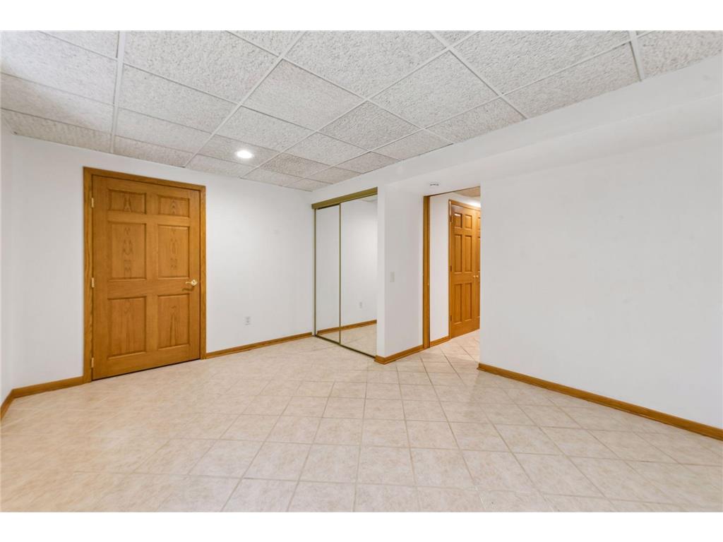 7449 Landau Drive Bloomington MN 55438 7062709 image22