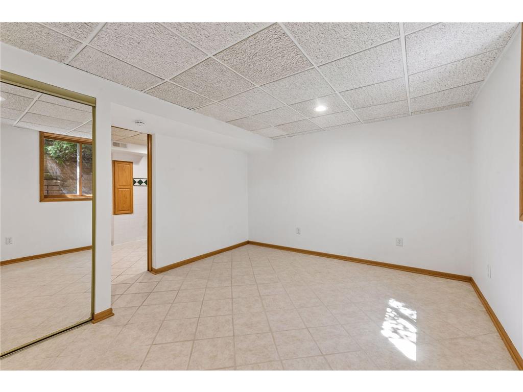 7449 Landau Drive Bloomington MN 55438 7062709 image23