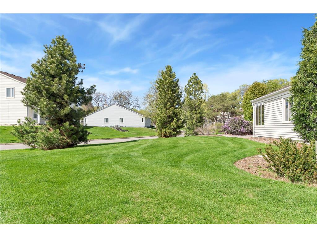 7449 Landau Drive Bloomington MN 55438 7062709 image26
