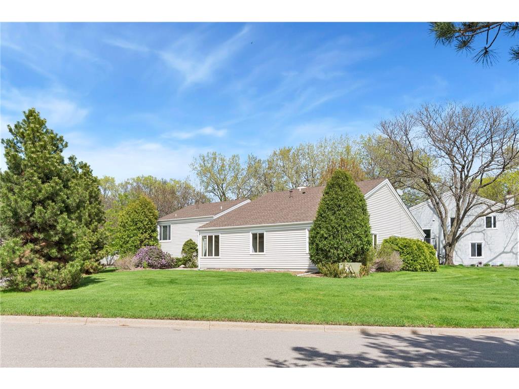 7449 Landau Drive Bloomington MN 55438 7062709 image27